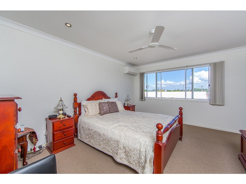 2/21 McAneny Street, Redcliffe QLD 4020