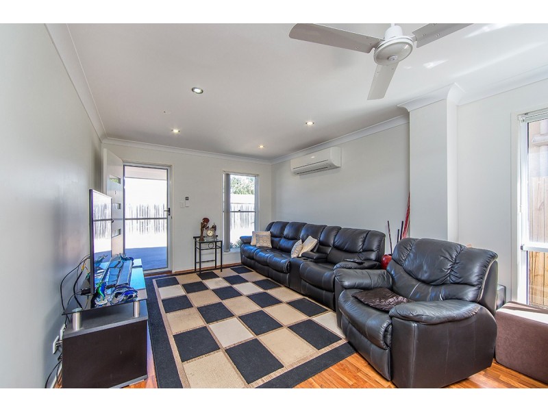 2/21 McAneny Street, Redcliffe QLD 4020