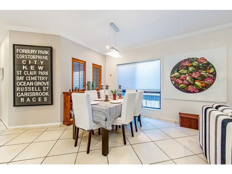 9 Walsh Street, Redcliffe QLD 4020