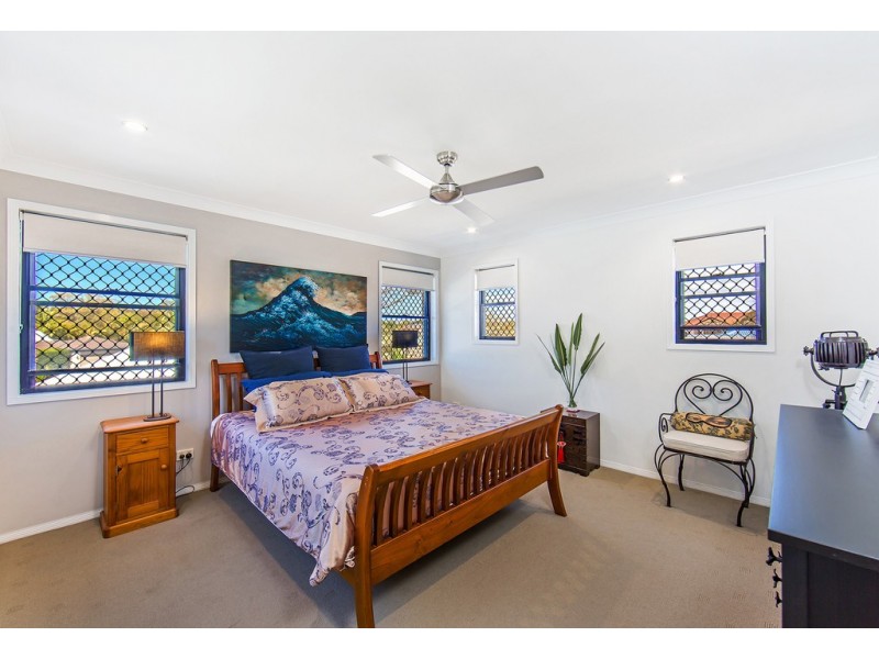 9 Walsh Street, Redcliffe QLD 4020