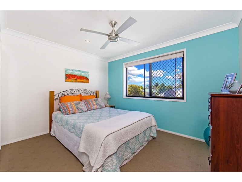 9 Walsh Street, Redcliffe QLD 4020