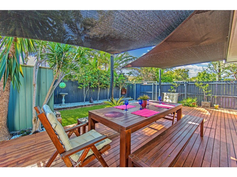 9 Walsh Street, Redcliffe QLD 4020