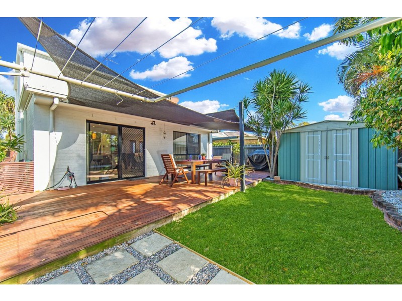9 Walsh Street, Redcliffe QLD 4020