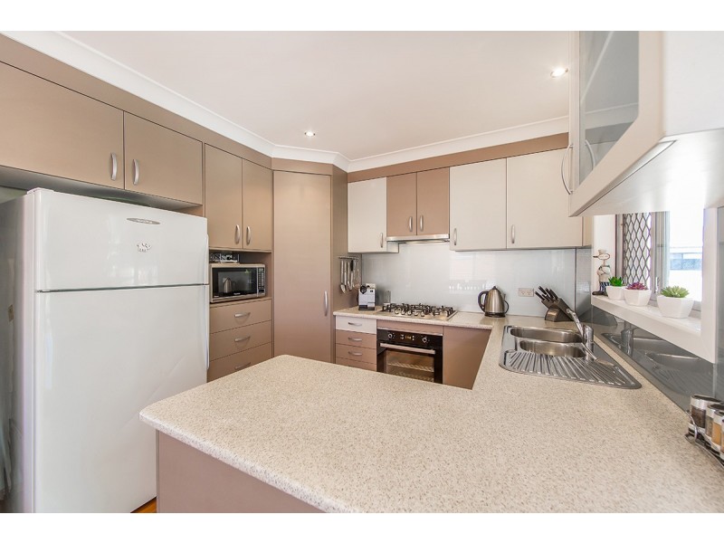 14 Deborah Street, Clontarf QLD 4019