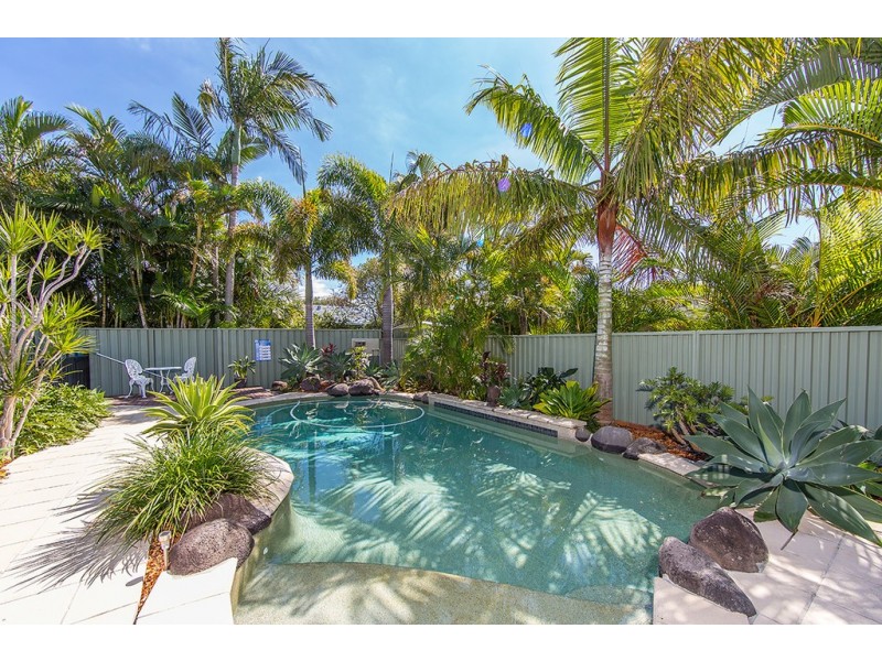 14 Deborah Street, Clontarf QLD 4019