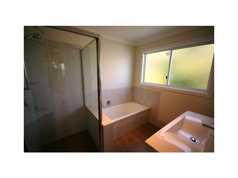 94 Dover Road, Redcliffe QLD 4020