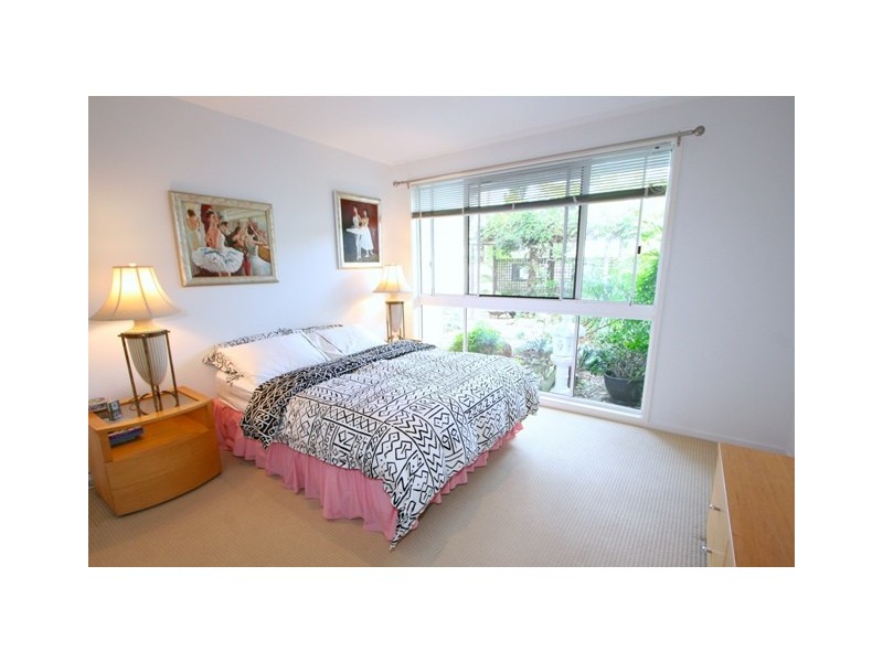 3 Brighton Street, Woody Point QLD 4019