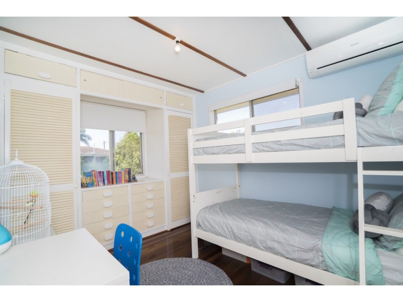 282 Elizabeth Avenue, Clontarf QLD 4019