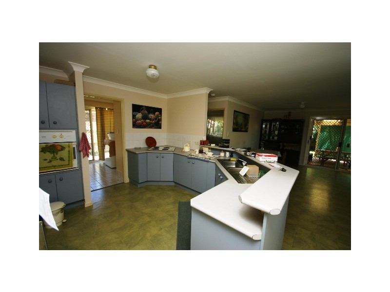 9 Amcord Place, Rothwell QLD 4022