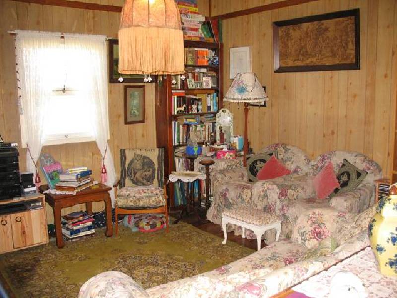 32 Bailey Street, Woody Point QLD 4019