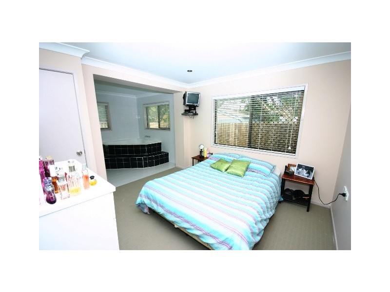 21 Kurrowah Crescent, Margate QLD 4019