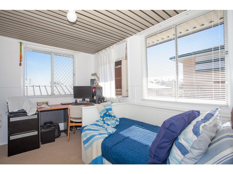 110 Albert Street, Margate QLD 4019