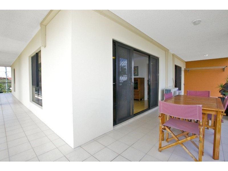 8/28 Murphy Street, Scarborough QLD 4020