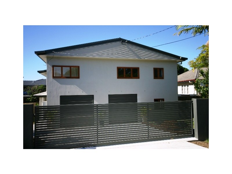 284 Scarborough Road, Scarborough QLD 4020