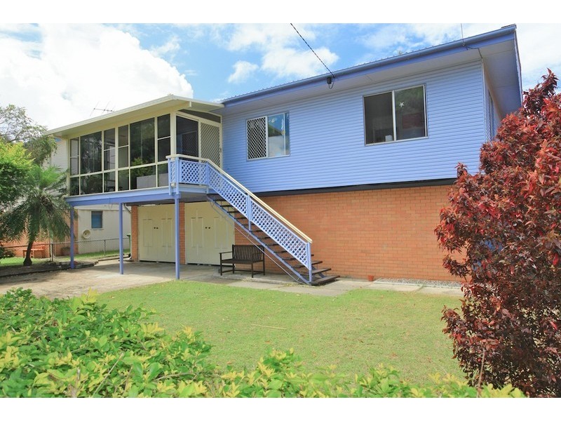 14 Glenloc Street, Redcliffe QLD 4020
