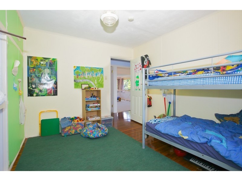 14 Glenloc Street, Redcliffe QLD 4020