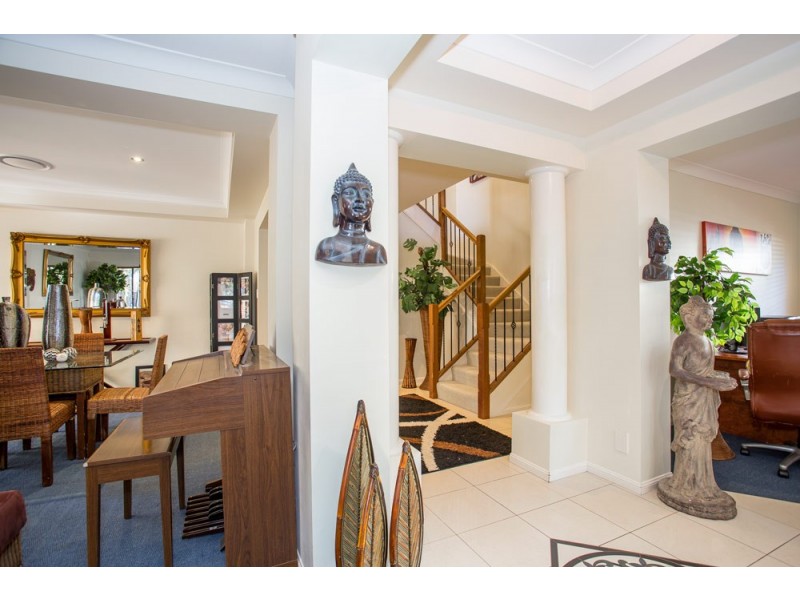 30 Grace Street, Scarborough QLD 4020