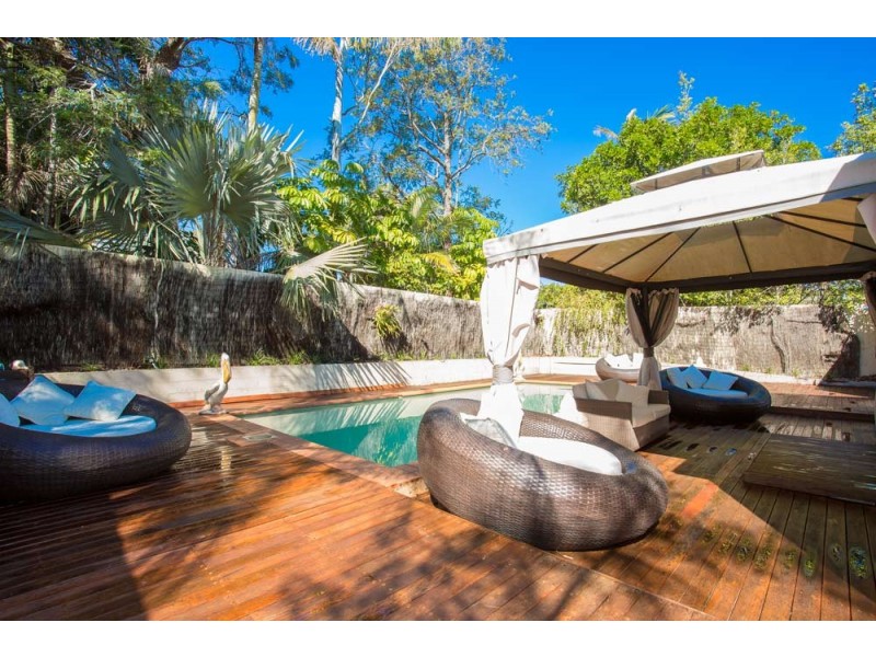 30 Grace Street, Scarborough QLD 4020