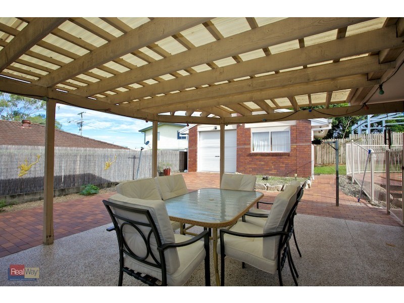 40 Armstrong Street, Clontarf QLD 4019