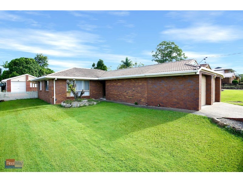 40 Armstrong Street, Clontarf QLD 4019