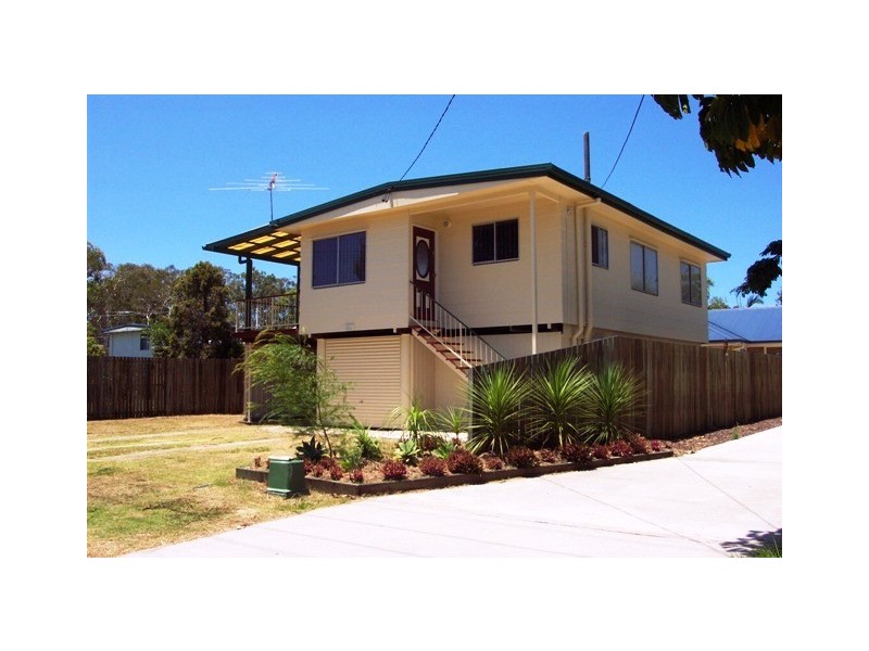 18a Roma Street, Scarborough QLD 4020