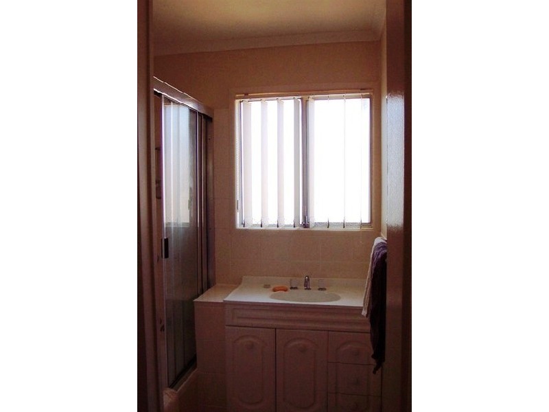 18a Roma Street, Scarborough QLD 4020
