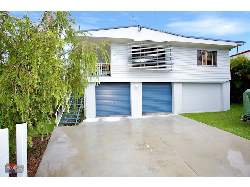 214 Scarborough Road, Scarborough QLD 4020