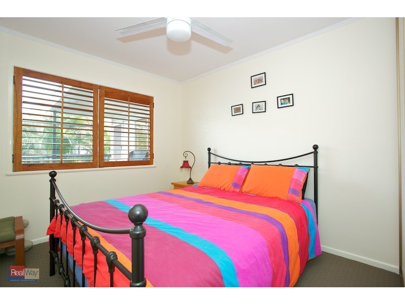 214 Scarborough Road, Scarborough QLD 4020