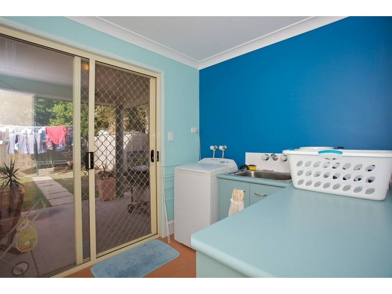 16 Garney Street, Redcliffe QLD 4020