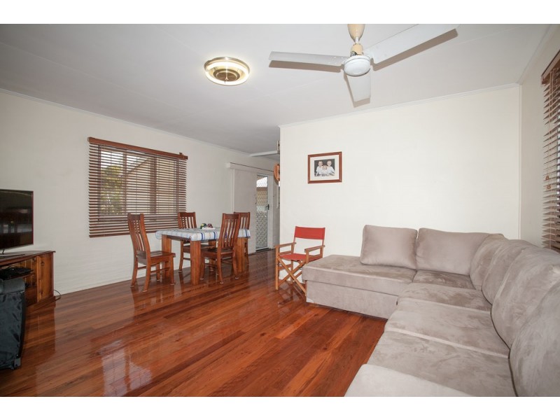 61 Plume Street, Redcliffe QLD 4020