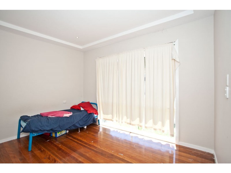 1 Hardiman Street, Woody Point QLD 4019