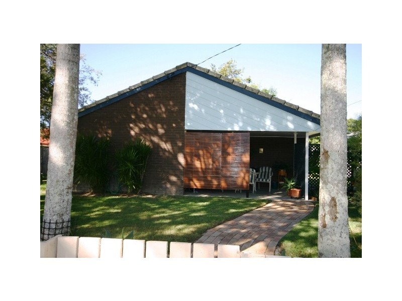 16 Simon Street, Deception Bay QLD 4508