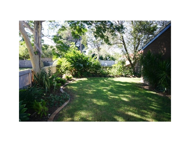 16 Simon Street, Deception Bay QLD 4508