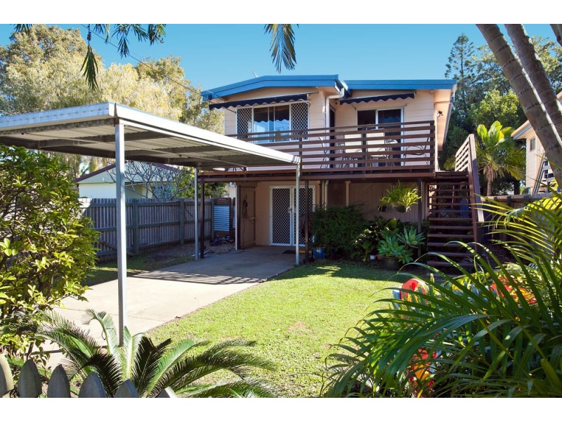 35 Gertrude Street, Redcliffe QLD 4020