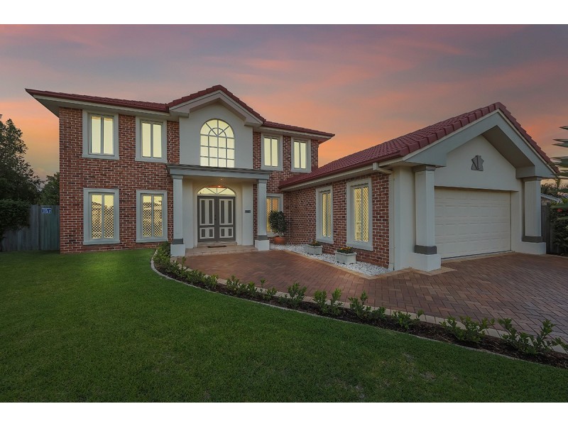 5 Eva Court, Newport QLD 4020