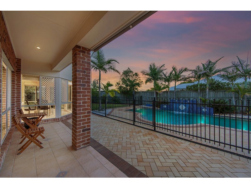 5 Eva Court, Newport QLD 4020