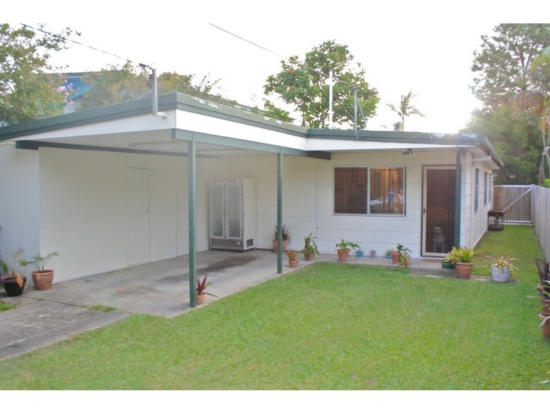 31 Sportsground Street, Redcliffe QLD 4020