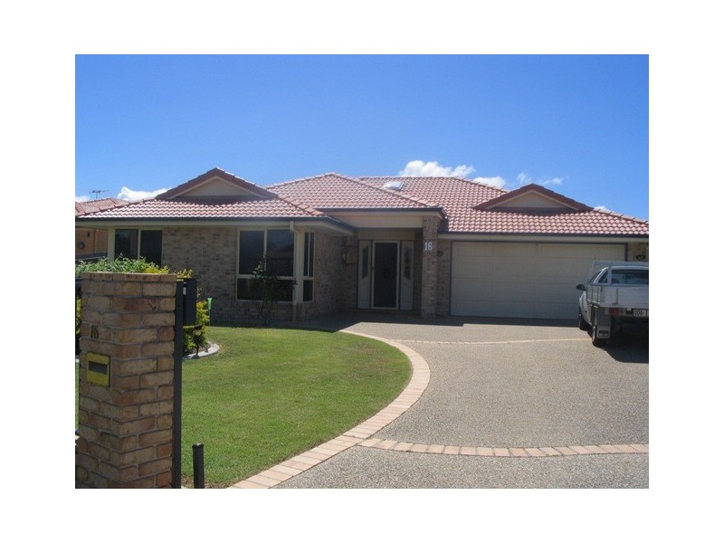 16 Walsh Street, Redcliffe QLD 4020