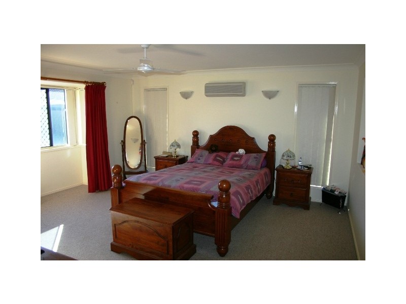 16 Walsh Street, Redcliffe QLD 4020