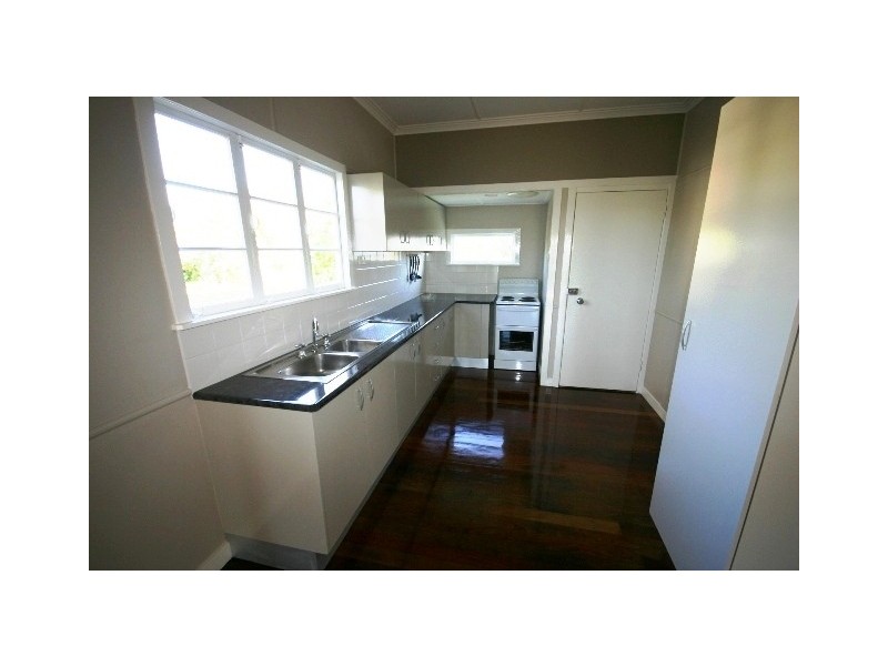 77 MacDonnell Road, Margate QLD 4019