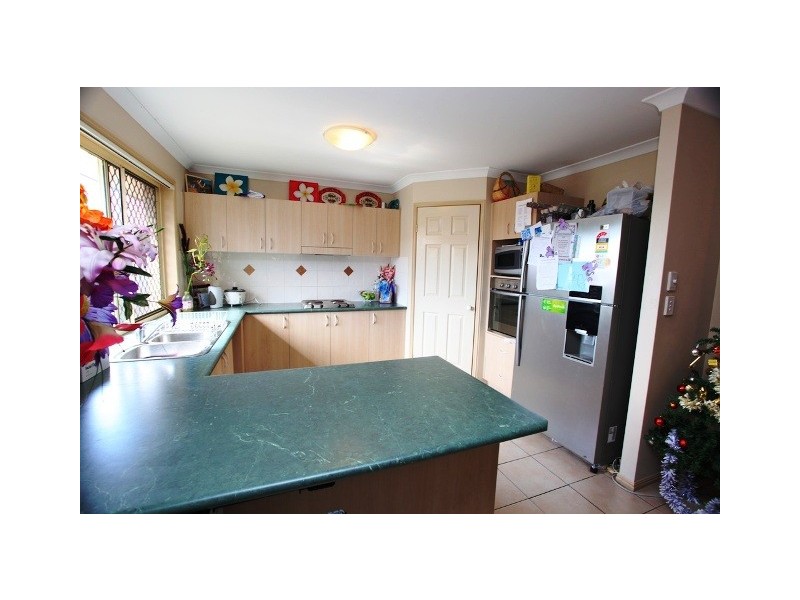 13 Cambridge Street, Rothwell QLD 4022