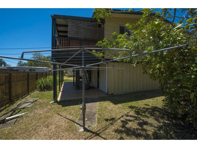 16 Michel Road, Scarborough QLD 4020