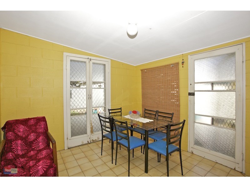 7 Wharf Street, Woody Point QLD 4019