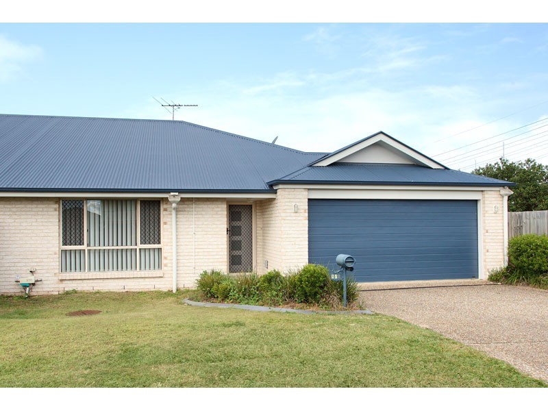 1/2 Whitlock Drive, Rothwell QLD 4022