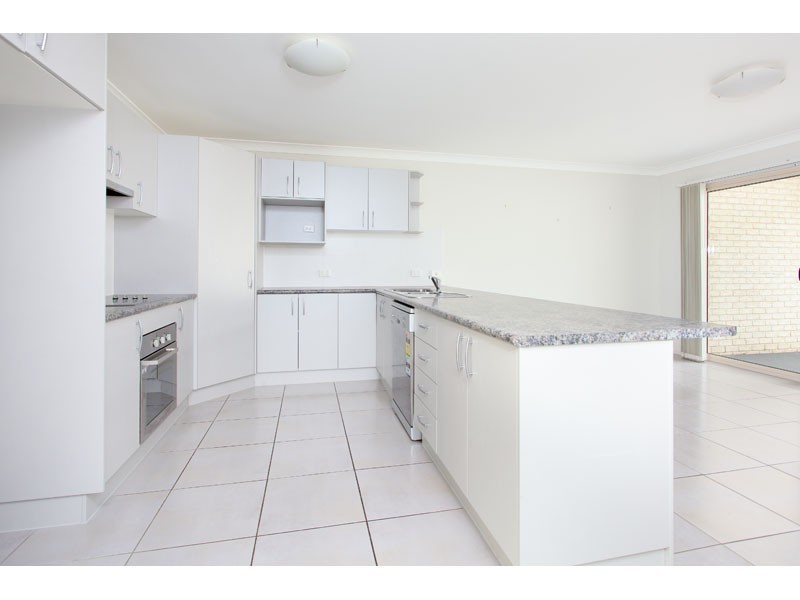 1/2 Whitlock Drive, Rothwell QLD 4022