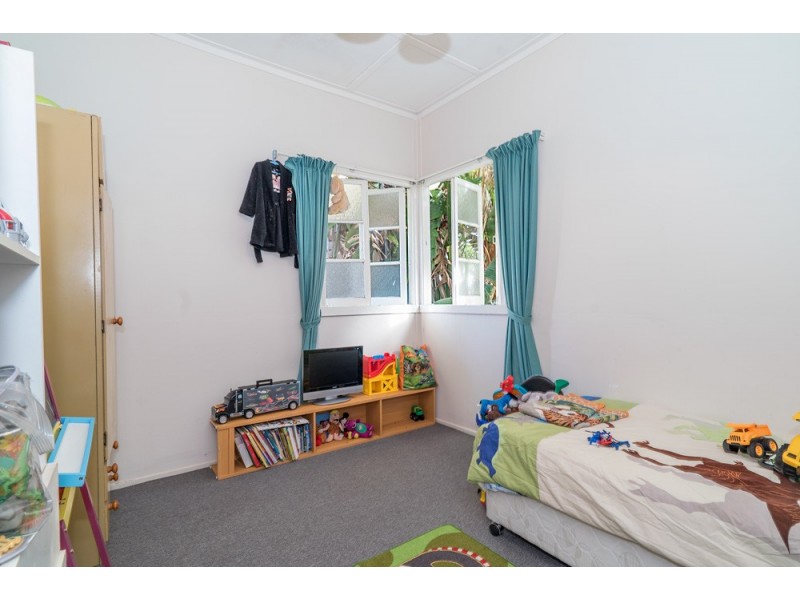 3 Roland Street, Clontarf QLD 4019