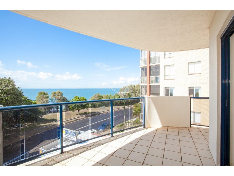10/93 Marine Parade, Redcliffe QLD 4020