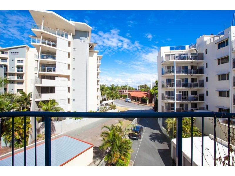 10/93 Marine Parade, Redcliffe QLD 4020
