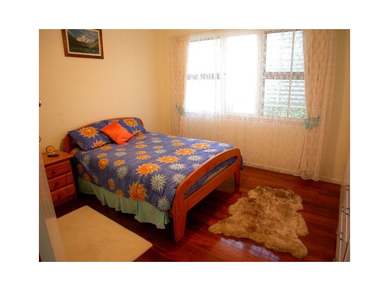 2 Lilla Street, Woody Point QLD 4019