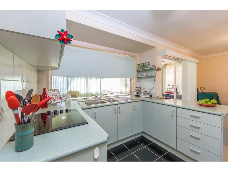 3 Renoir Court, Rothwell QLD 4022